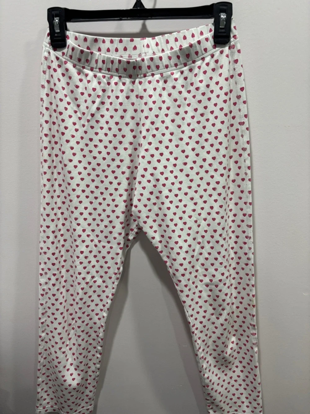 Roller Rabbit White  Pajama Set with Pink Heart Print. Size small - Picture 5 of 5